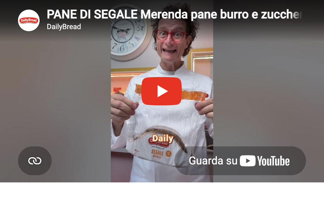 Merenda con pane, burro e zucchero